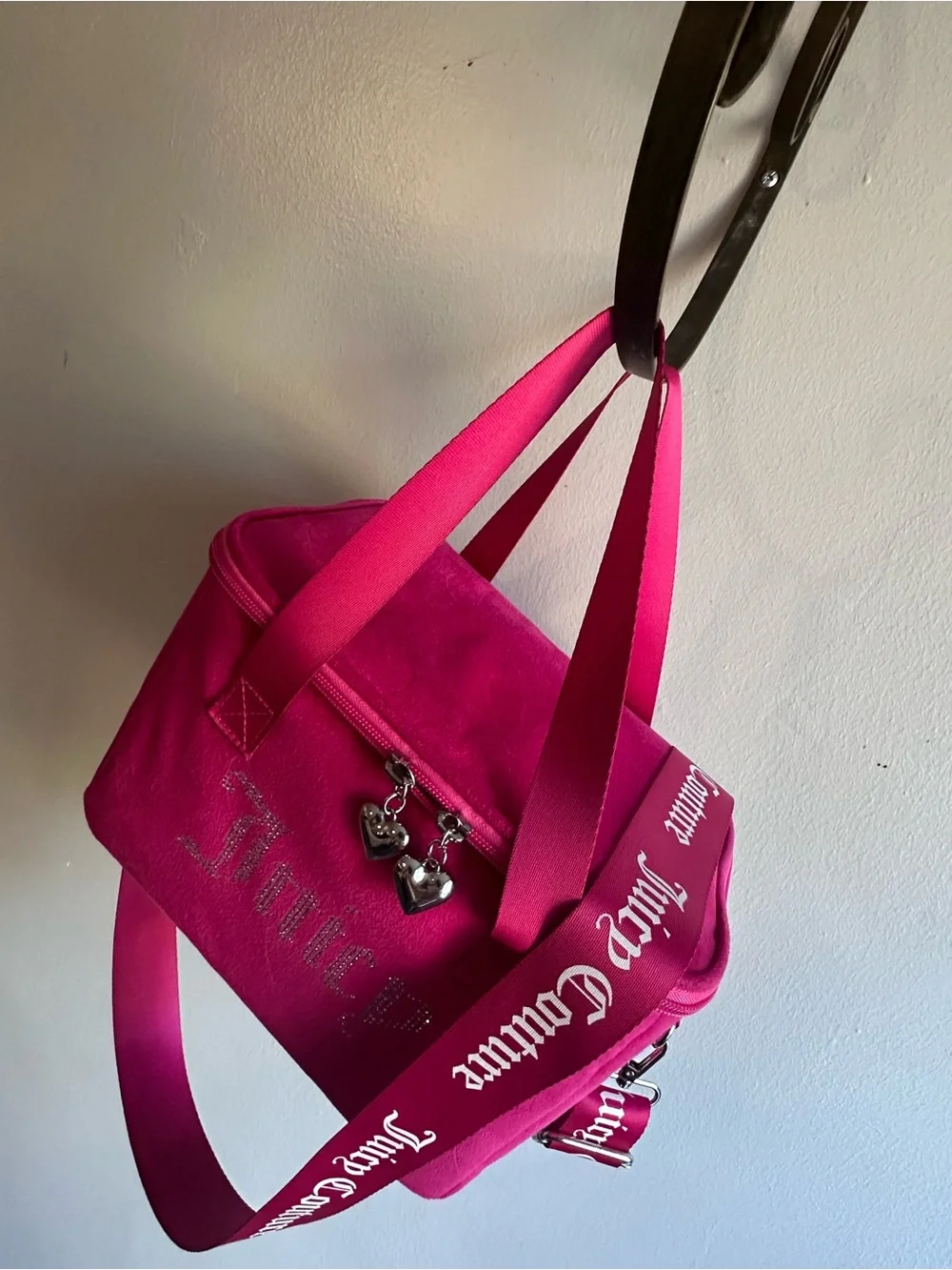 Juicy Couture Hot Pink Insulated Cooler Lunch Bag with Heart Charms NWOT
